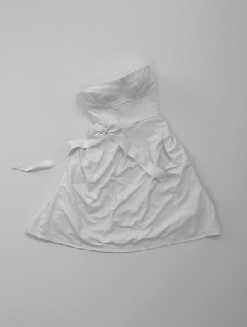WhiteBrocade300
